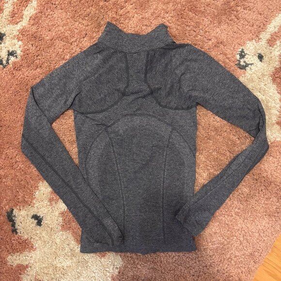Athleta Momentum Heather 1/2 Zip Women's XS Dark Gray Track Jacket Long Sleeve - Picture 4 of 4